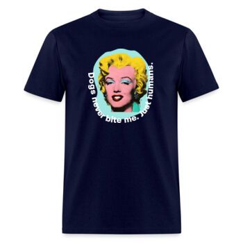 Playera Dogs Never Bite Me - Oscuras Miniatura